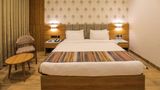 <b>Comfort Resort Room</b>. Images powered by <a href="https://iceportal.shijigroup.com/" title="IcePortal" target="_blank">IcePortal</a>.