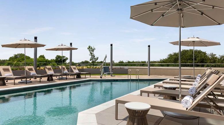<b>DoubleTree by Hilton Dwtn Convention Ctr Pool</b>. Images powered by <a href="https://iceportal.shijigroup.com/" title="IcePortal" target="_blank">IcePortal</a>.