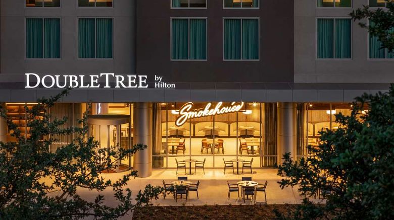 <b>DoubleTree by Hilton Dwtn Convention Ctr Exterior</b>. Images powered by <a href="https://iceportal.shijigroup.com/" title="IcePortal" target="_blank">IcePortal</a>.
