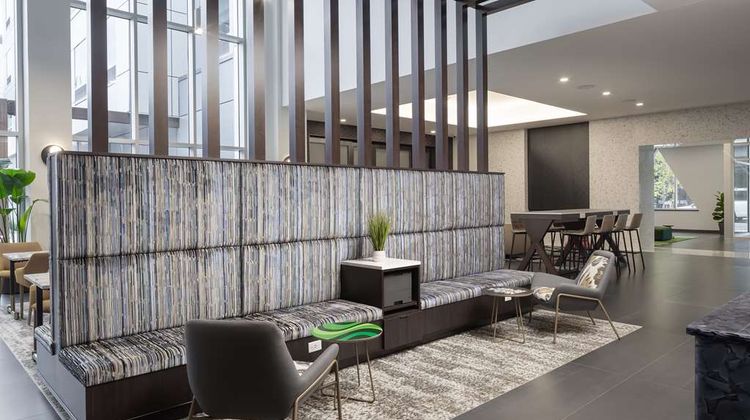 Hampton Inn & Suites Rochester Downtown Lobby
