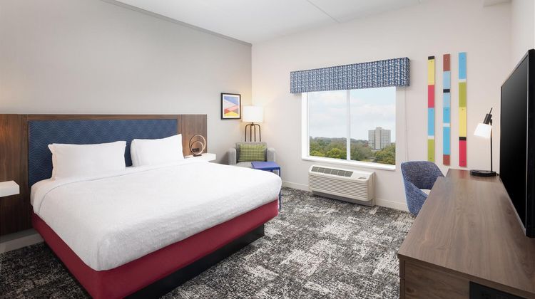 Hampton Inn & Suites Rochester Downtown Room