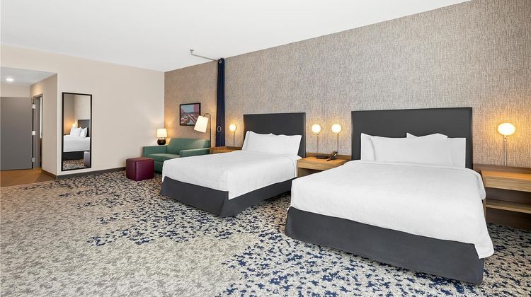 Home2 Suites by Hilton Hendersonville Room