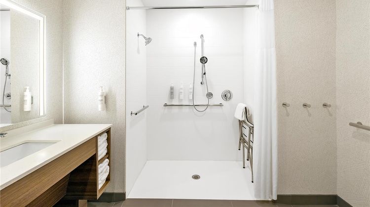 Home2 Suites by Hilton Hendersonville Room