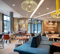 Hampton by Hilton Celle Lobby