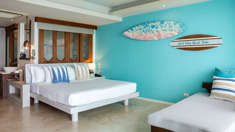 <b>Zenmaya Oceanfront Phuket, Trademark Col Room</b>. Images powered by <a href="https://iceportal.shijigroup.com/" title="IcePortal" target="_blank">IcePortal</a>.