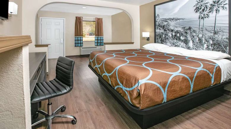 <b>Super 8 by Wyndham Moss Point Room</b>. Images powered by <a href="https://iceportal.shijigroup.com/" title="IcePortal" target="_blank">IcePortal</a>.