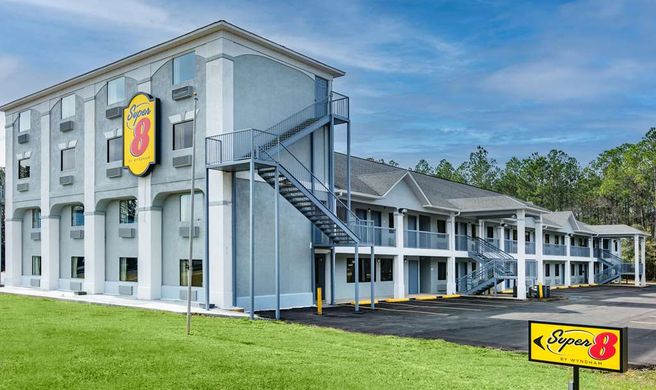 Super 8 by Wyndham Moss Point Exterior