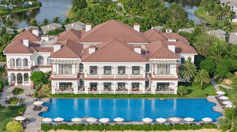 <b>Melia Vinpearl Phu Quoc Pool</b>. Images powered by <a href="https://iceportal.shijigroup.com/" title="IcePortal" target="_blank">IcePortal</a>.