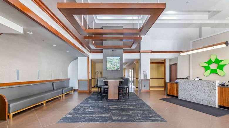 <b>Extended Stay America Premier Suites Lobby</b>. Images powered by <a href="https://iceportal.shijigroup.com/" title="IcePortal" target="_blank">IcePortal</a>.