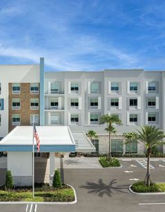 Hampton Inn and Suites Naples