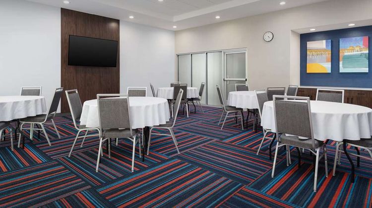 Hampton Inn and Suites Naples Meeting