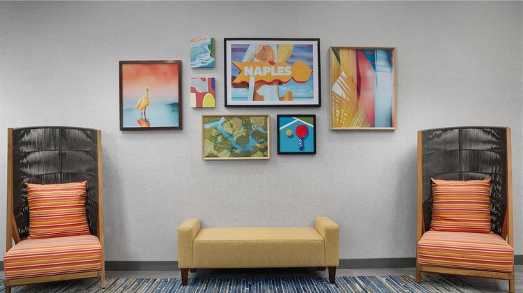 Hampton Inn and Suites Naples Lobby