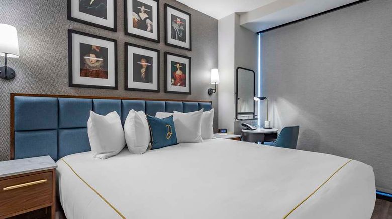 <b>The Draper Tapestry Collection by Hilton Room</b>. Images powered by <a href="https://iceportal.shijigroup.com/" title="IcePortal" target="_blank">IcePortal</a>.