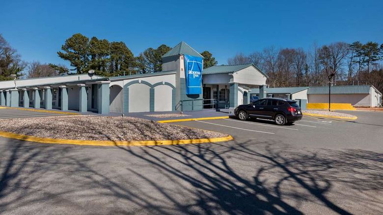 <b>Rodeway Inn Exterior</b>. Images powered by <a href="https://iceportal.shijigroup.com/" title="IcePortal" target="_blank">IcePortal</a>.