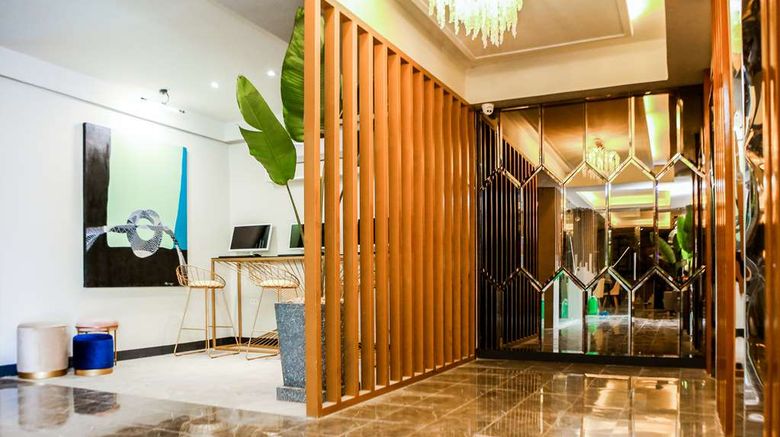 <b>SureStay Studio BW Clarkview-Angeles Cty Lobby</b>. Images powered by <a href="https://iceportal.shijigroup.com/" title="IcePortal" target="_blank">IcePortal</a>.