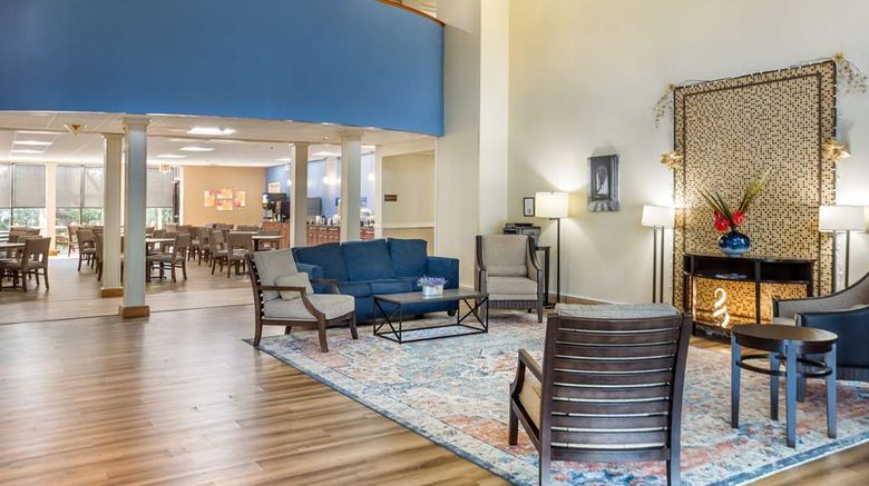 <b>Best Western Grantville/Hershey Lobby</b>. Images powered by <a href="https://iceportal.shijigroup.com/" title="IcePortal" target="_blank">IcePortal</a>.
