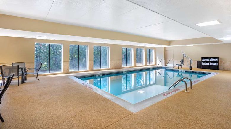 <b>Best Western Grantville/Hershey Pool</b>. Images powered by <a href="https://iceportal.shijigroup.com/" title="IcePortal" target="_blank">IcePortal</a>.