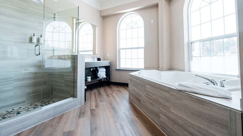 <b>Hotel NoBo Cascade, Tapestry Collection Room</b>. Images powered by <a href="https://iceportal.shijigroup.com/" title="IcePortal" target="_blank">IcePortal</a>.