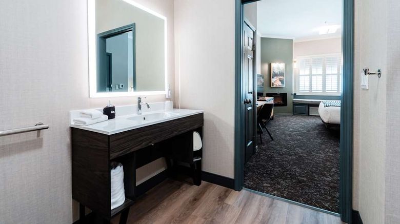 <b>Hotel NoBo Cascade, Tapestry Collection Room</b>. Images powered by <a href="https://iceportal.shijigroup.com/" title="IcePortal" target="_blank">IcePortal</a>.
