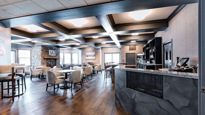 <b>Hotel NoBo Cascade, Tapestry Collection Restaurant</b>. Images powered by <a href="https://iceportal.shijigroup.com/" title="IcePortal" target="_blank">IcePortal</a>.