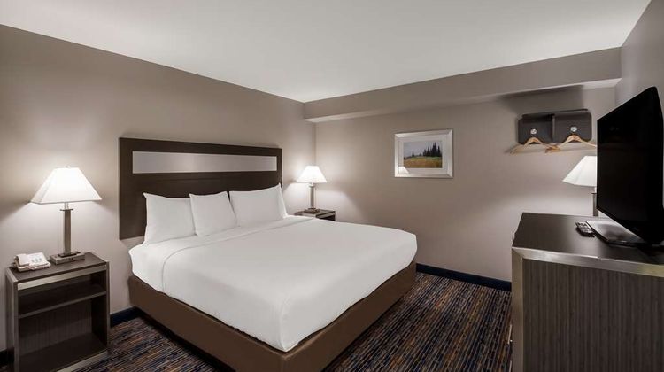 Americas Best Value Inn Farmington Room