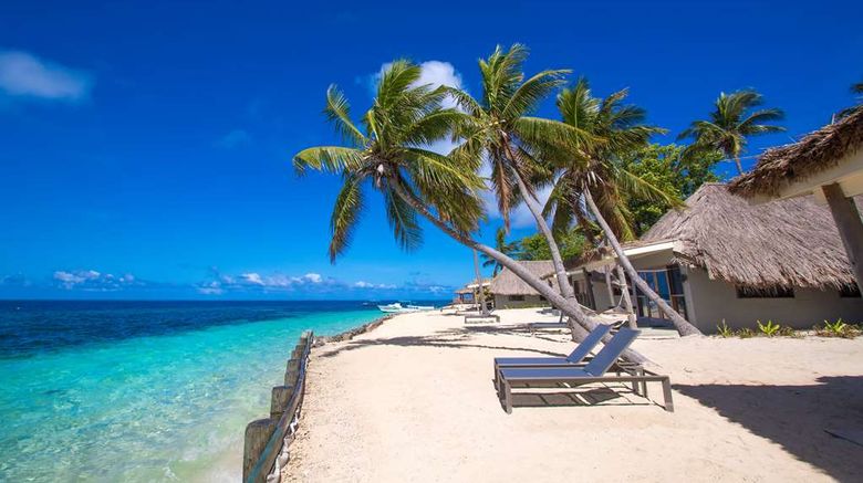<b>Castaway Island Resort Suite</b>. Images powered by <a href="https://iceportal.shijigroup.com/" title="IcePortal" target="_blank">IcePortal</a>.