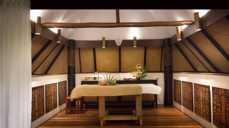 <b>Castaway Island Resort Spa</b>. Images powered by <a href="https://iceportal.shijigroup.com/" title="IcePortal" target="_blank">IcePortal</a>.