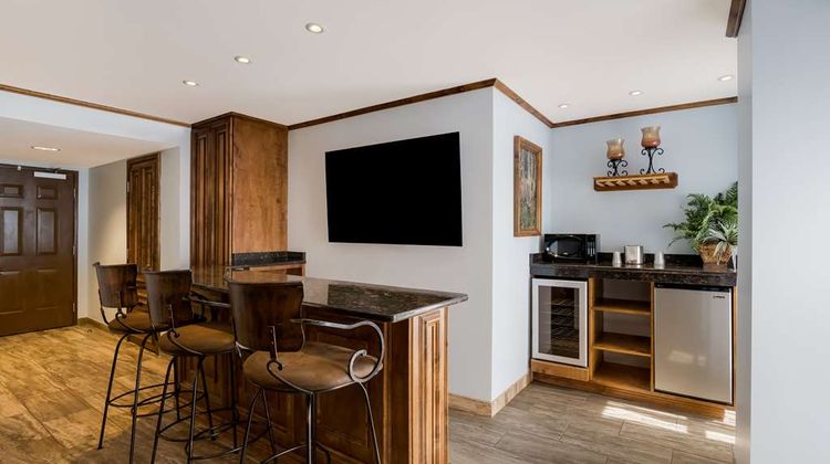 Grand Z Casino Hotel Suite