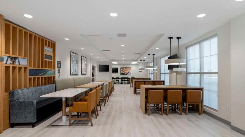 <b>Comfort Inn & Suites Pier Park Area Restaurant</b>. Images powered by <a href="https://iceportal.shijigroup.com/" title="IcePortal" target="_blank">IcePortal</a>.