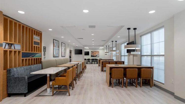 Comfort Inn And Suites Panama City Beach Restaurant