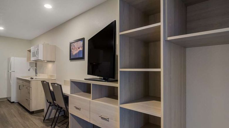 <b>WoodSpring Stes Jacksonville Orange Park Room</b>. Images powered by <a href="https://iceportal.shijigroup.com/" title="IcePortal" target="_blank">IcePortal</a>.