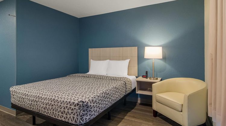 WoodSpring Stes Jacksonville Orange Park Room
