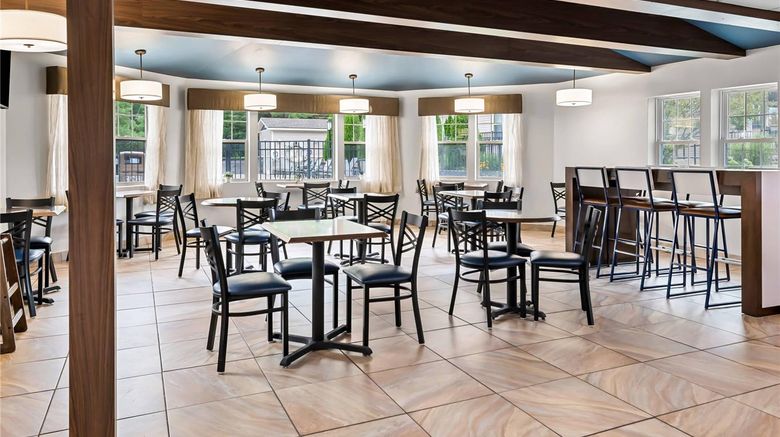 <b>The Hotel Saratoga, Ascend Collection Restaurant</b>. Images powered by <a href="https://iceportal.shijigroup.com/" title="IcePortal" target="_blank">IcePortal</a>.