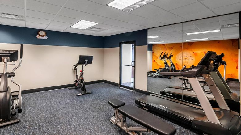 <b>The Hotel Saratoga, Ascend Collection Health</b>. Images powered by <a href="https://iceportal.shijigroup.com/" title="IcePortal" target="_blank">IcePortal</a>.