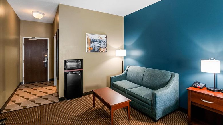 <b>The Hotel Saratoga, Ascend Collection Room</b>. Images powered by <a href="https://iceportal.shijigroup.com/" title="IcePortal" target="_blank">IcePortal</a>.