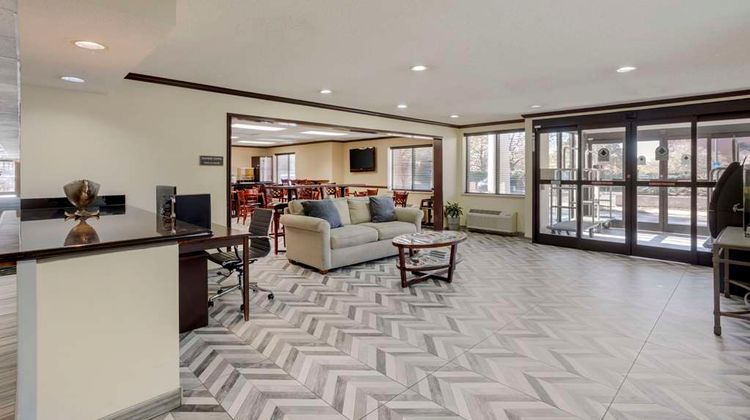 Comfort Inn & Suites Nashville Lobby