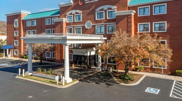Comfort Inn & Suites Nashville Exterior
