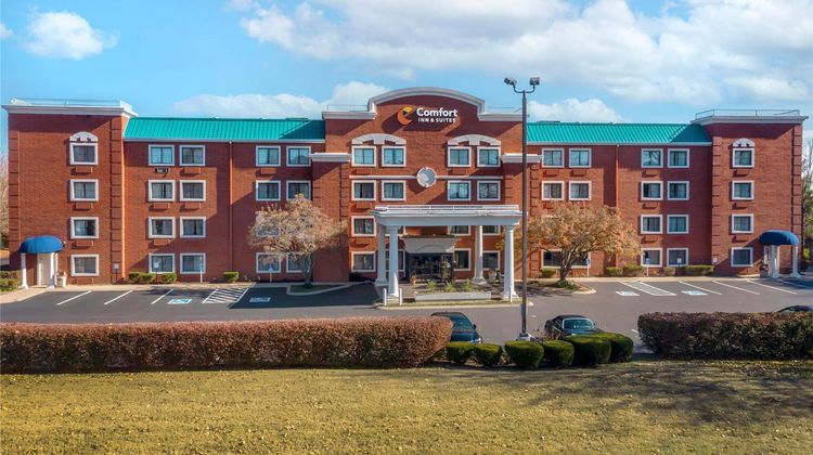 Comfort Inn & Suites Nashville Exterior
