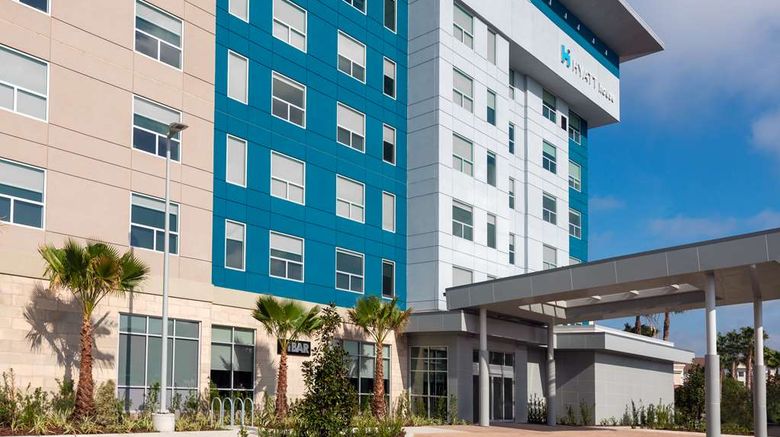 <b>Hyatt House Orlando Airport Exterior</b>. Images powered by <a href="https://iceportal.shijigroup.com/" title="IcePortal" target="_blank">IcePortal</a>.