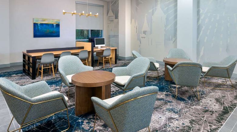 <b>Hyatt House Orlando Airport Lobby</b>. Images powered by <a href="https://iceportal.shijigroup.com/" title="IcePortal" target="_blank">IcePortal</a>.
