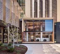 Vibe Hotel Adelaide Exterior