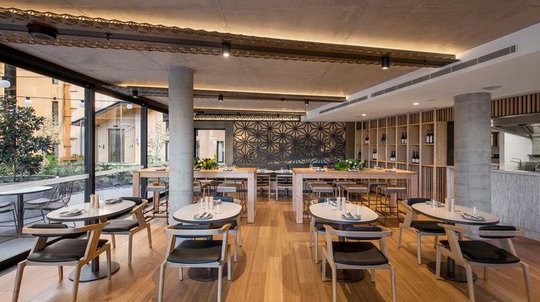 <b>Vibe Hotel Adelaide Restaurant</b>. Images powered by <a href="https://iceportal.shijigroup.com/" title="IcePortal" target="_blank">IcePortal</a>.