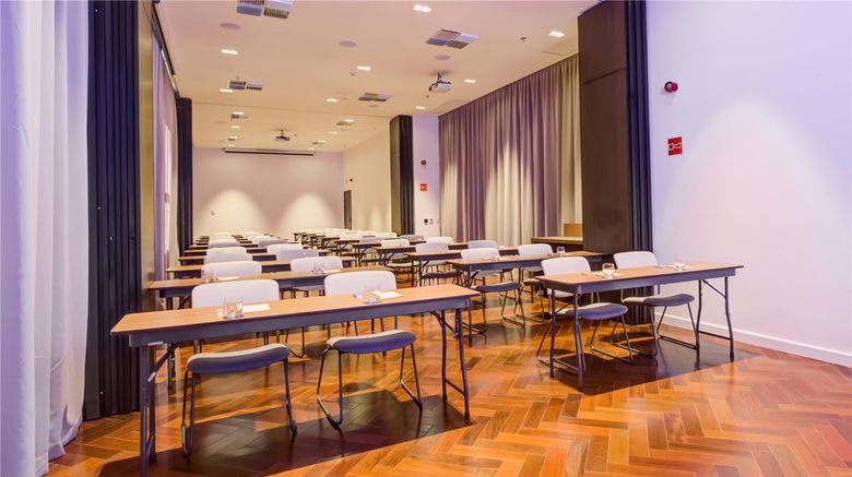 <b>Qoya Hotel Sao Paulo, Curio Collection Meeting</b>. Images powered by <a href="https://iceportal.shijigroup.com/" title="IcePortal" target="_blank">IcePortal</a>.