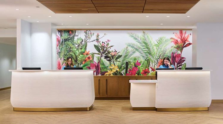 Outrigger Waikiki Paradise Hotel Lobby
