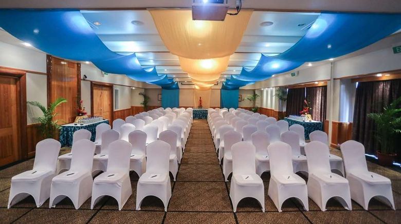 <b>Outrigger Fiji Beach Resort Meeting</b>. Images powered by <a href="https://iceportal.shijigroup.com/" title="IcePortal" target="_blank">IcePortal</a>.