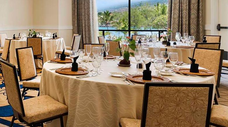 <b>Outrigger Kona Resort and Spa Ballroom</b>. Images powered by <a href="https://iceportal.shijigroup.com/" title="IcePortal" target="_blank">IcePortal</a>.