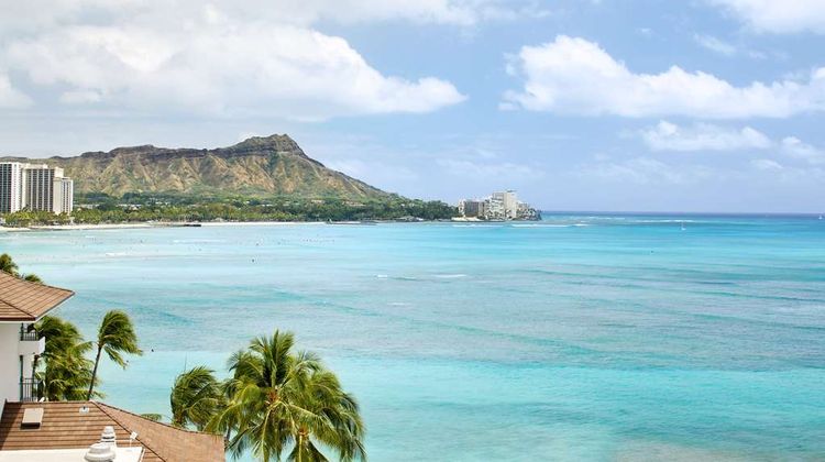 Outrigger Reef Waikiki Beach Resort Beach