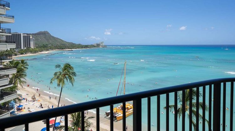 Outrigger Waikiki Beach Resort Beach