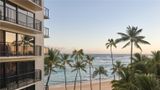 Outrigger Waikiki Beach Resort Exterior