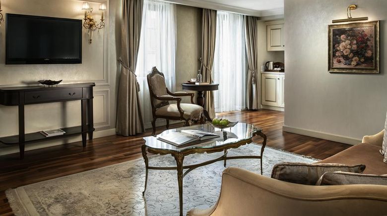 <b>Rixos Pera Istanbul Room</b>. Images powered by <a href="https://iceportal.shijigroup.com/" title="IcePortal" target="_blank">IcePortal</a>.